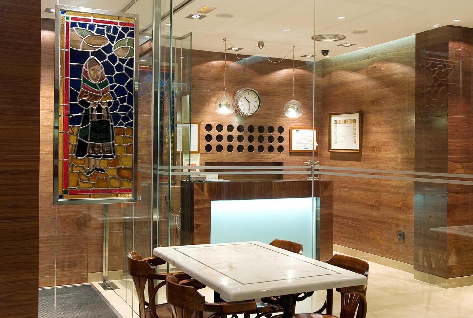 אסטורגה Hotel Restaurante La Peseta מראה חיצוני תמונה